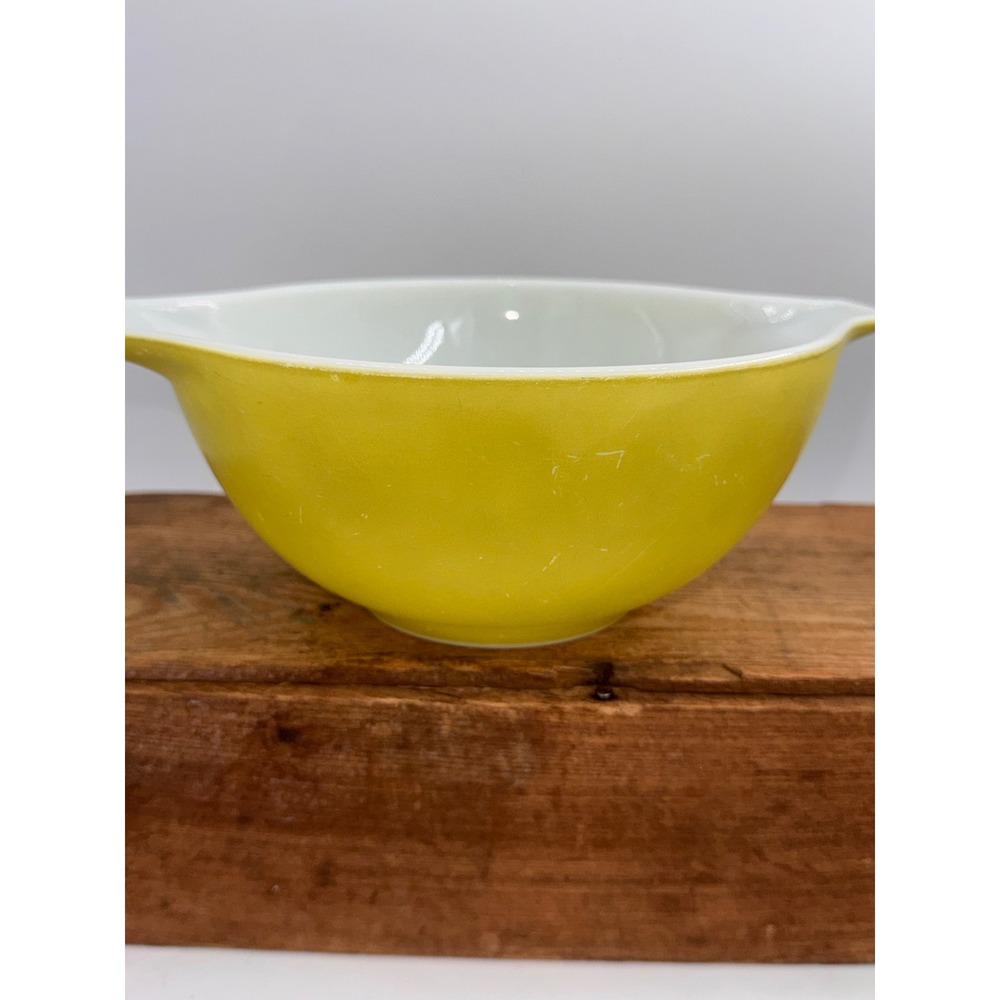 Vintage Pyrex Cinderella Primary‎ Colors Nesting Bowls Set 442 441 2 Piece Lot - Picture 8 of 16